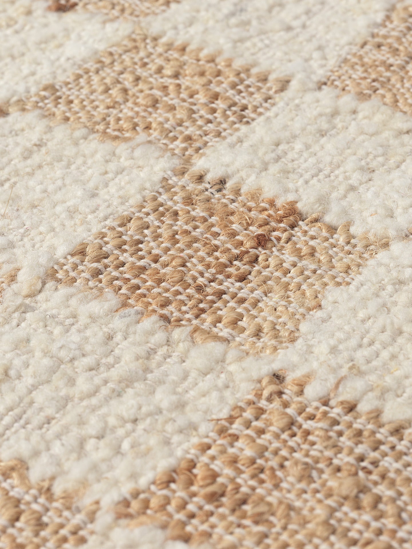 Tapis rectangulaire à carreaux en jute naturel 70x180cm Check - Ferm living — 332548.jpg