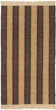 tapis-rectangulaire-en-fils-recycles-marron-80x140cm-ives-ferm-living-1