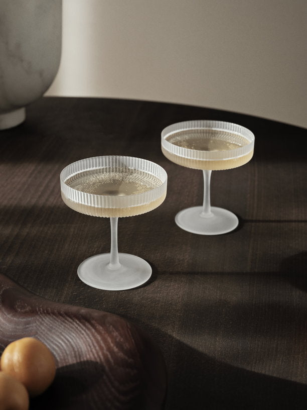 2-coupes-a-champagne-givrees-ripple-ferm-living-2