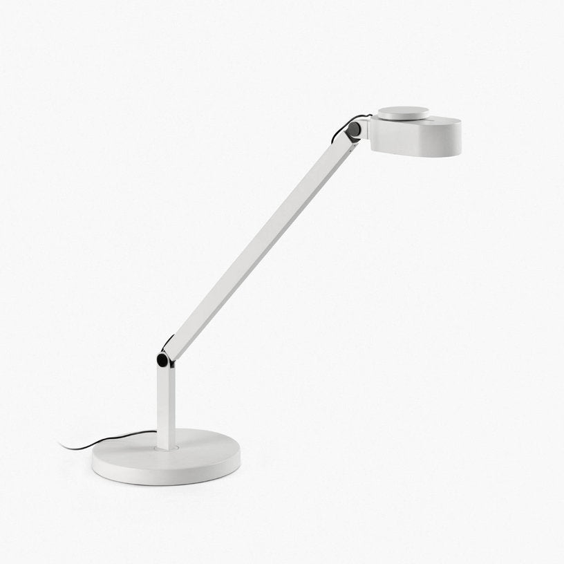 lampe-de-bureau-en-acier-blanc-65x86cm-invitante-faro-barcelona-1