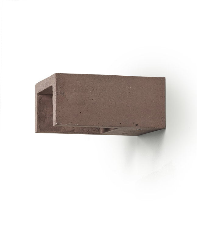 applique-murale-en-beton-rouge-fonce-16x12x7-5-cm-primary-shape-deg2-serax-6