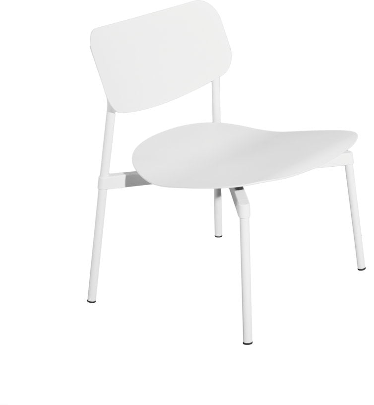 fauteuil-de-jardin-en-metal-blanc-fromme-petite-friture-1
