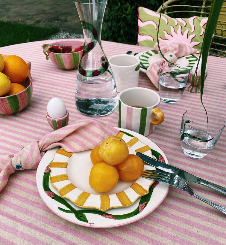 assiette-a-diner-plate-en-faience-motif-de-serpent-vert-et-rose-27-cm-anna-nina-3