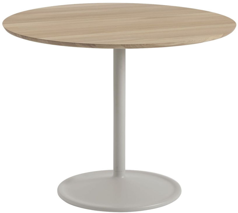 table-a-manger-en-aluminium-et-plateau-en-chene-95x73cm-soft-muuto-1