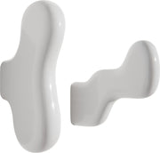2-pateres-en-ceramique-blanche-klump-petite-friture-1