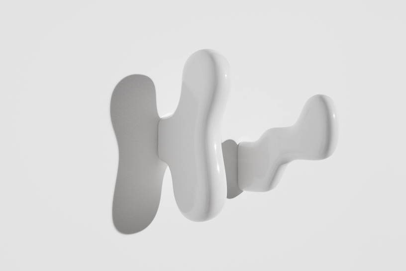 2-pateres-en-ceramique-blanche-klump-petite-friture-3