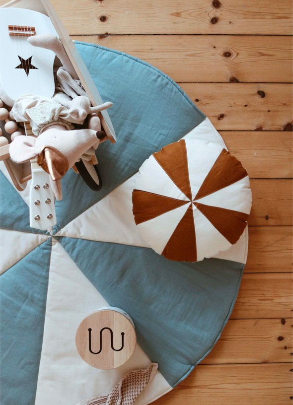 tapis-rond-en-coton-et-lin-patchwork-bleu-cirque-moi-mili-4