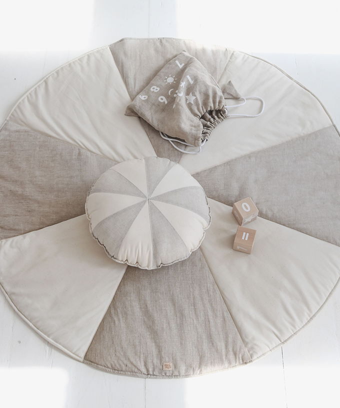 coussin-en-coton-et-lin-patchwork-creme-bonbon-moi-mili-2
