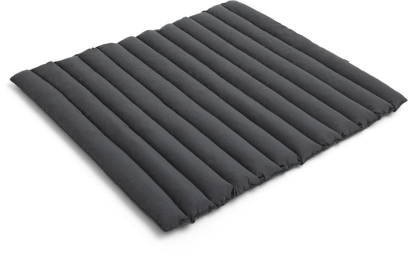 coussin-matelasse-impermeable-anthracite-pour-canape-palissade-hay-1