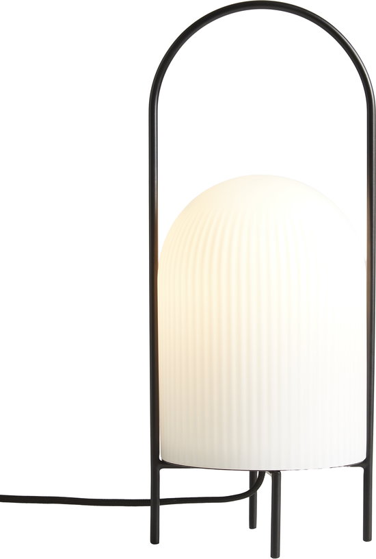 lampe-a-poser-en-verre-opale-et-metal-peint-noir-15x38cm-ghost-woud-2