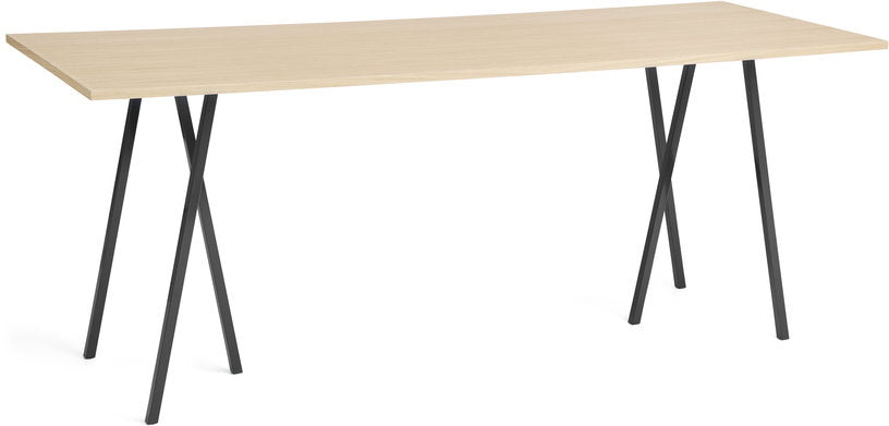table-haute-en-chene-et-acier-bleu-profond-250cm-loop-stand-hay-1