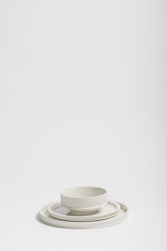 set-de-vaisselle-12-pieces-en-porcelaine-blanche-dune-serax-2