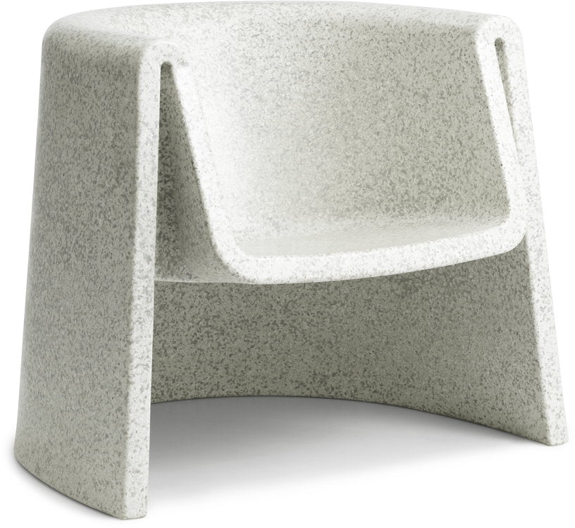 fauteuil-en-plastique-recycle-blanc-bit-normann-copenhagen-2