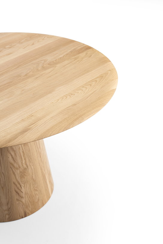 table-a-manger-ronde-en-chene-massif-126x75cm-mushroom-gazzda-4