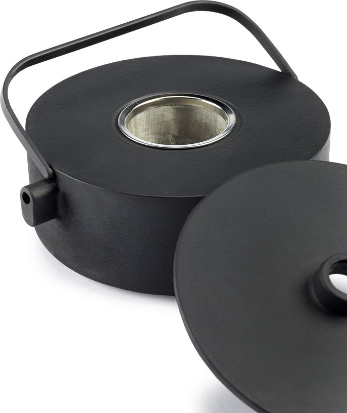 theiere-en-fonte-noir-et-4-tasses-a-the-en-bois-collage-serax-2