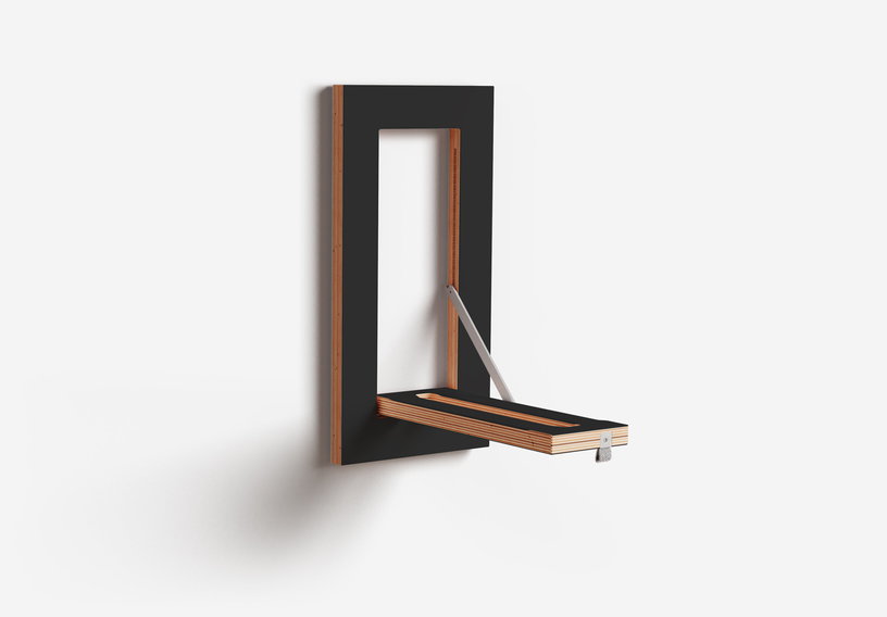 tringle-a-vetements-en-bouleau-teinte-noir-20x40cm-hangrail-flapps-ambivalenz-1