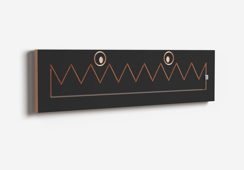 porte-manteaux-en-bouleau-teinte-noir-80x20cm-flapps-monsterhang-ambivalenz-3