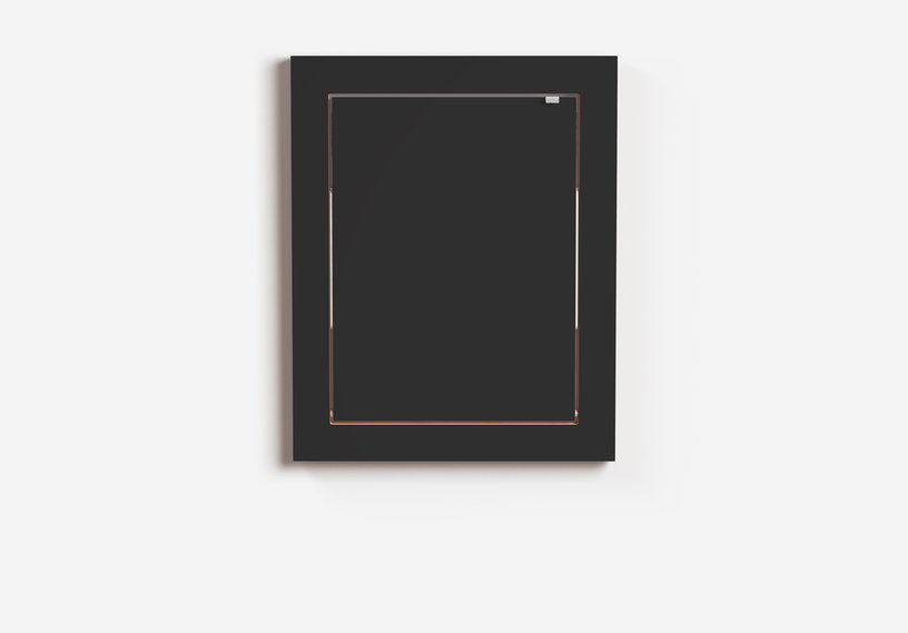 portant-mural-pour-velo-en-bouleau-teinte-noir-50x40cm-flapps-ambivalenz-4