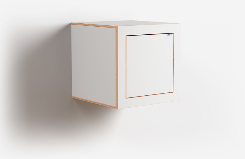 table-de-chevet-murale-en-bouleau-teinte-blanc-40x40x40cm-flapps-box-ambivalenz-3