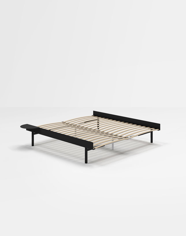sommier-extensible-en-acier-noir-avec-lattes-180cm-et-table-de-chevet-moebe-1