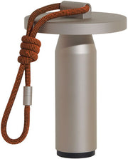 petite-lampe-nomade-en-aluminium-gris-quasar-petite-friture-1