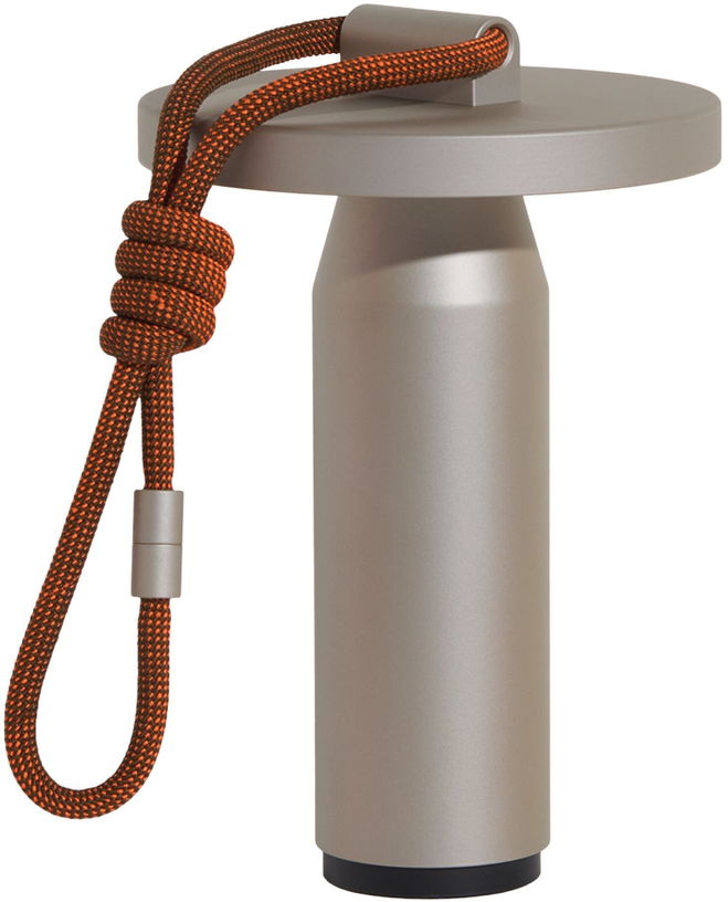 petite-lampe-nomade-en-aluminium-gris-quasar-petite-friture-1