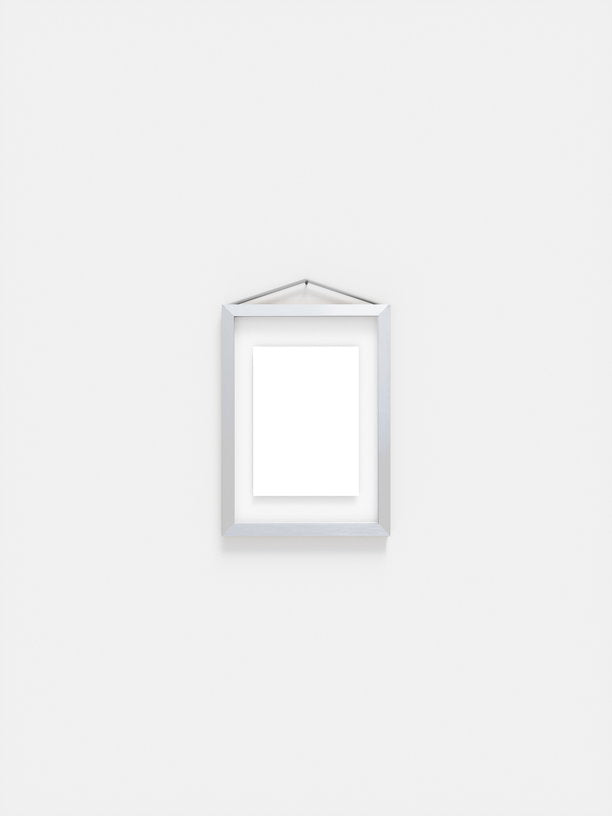 cadre-design-a-suspendre-frame-chrome-a5-moebe-1