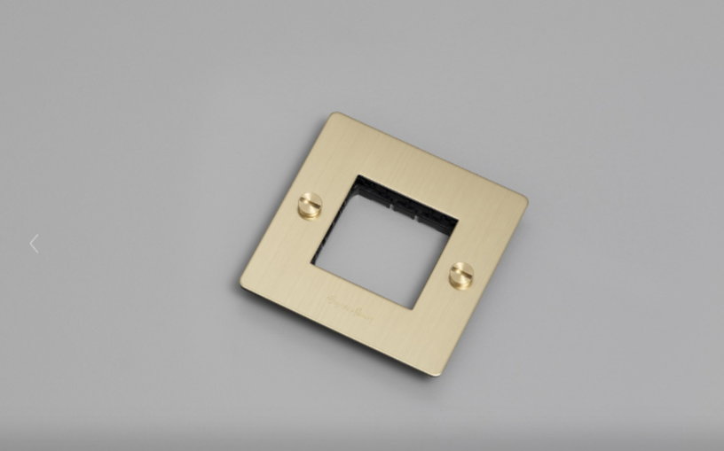 1g-wall-plate-no-infills-brass-buster-1