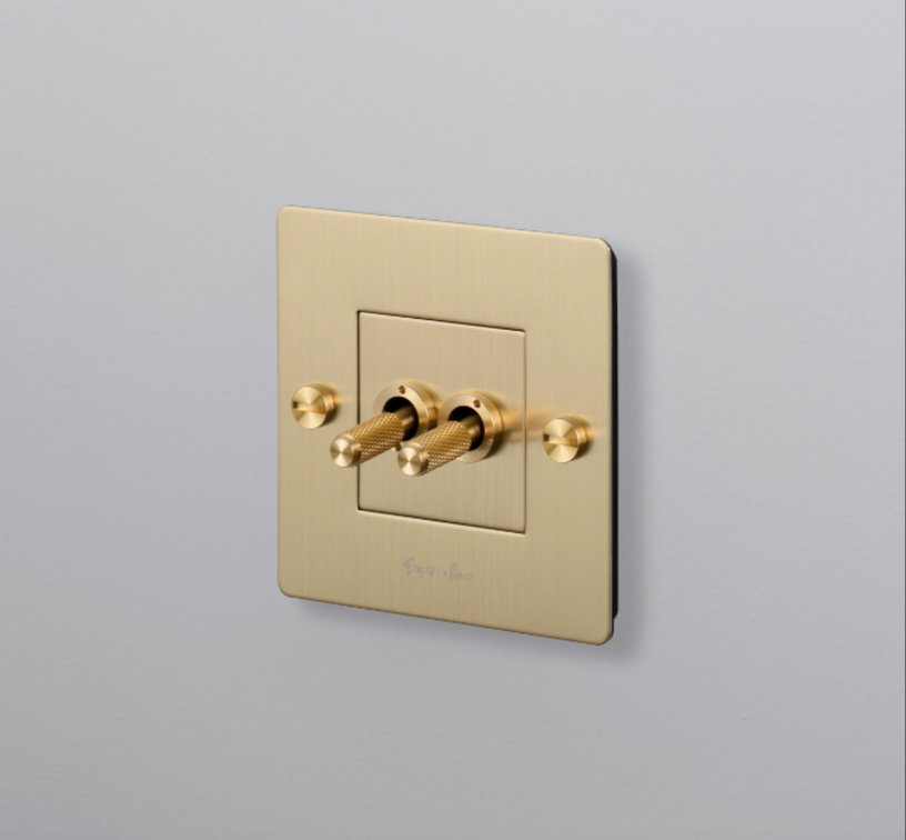 1g-double-toggle-switch-brass-buster-punch-1