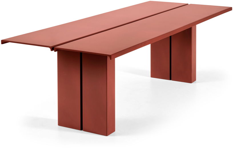 table-a-manger-en-polystyrene-et-beton-rouge-170x75cm-eidos-33-gervasoni-1