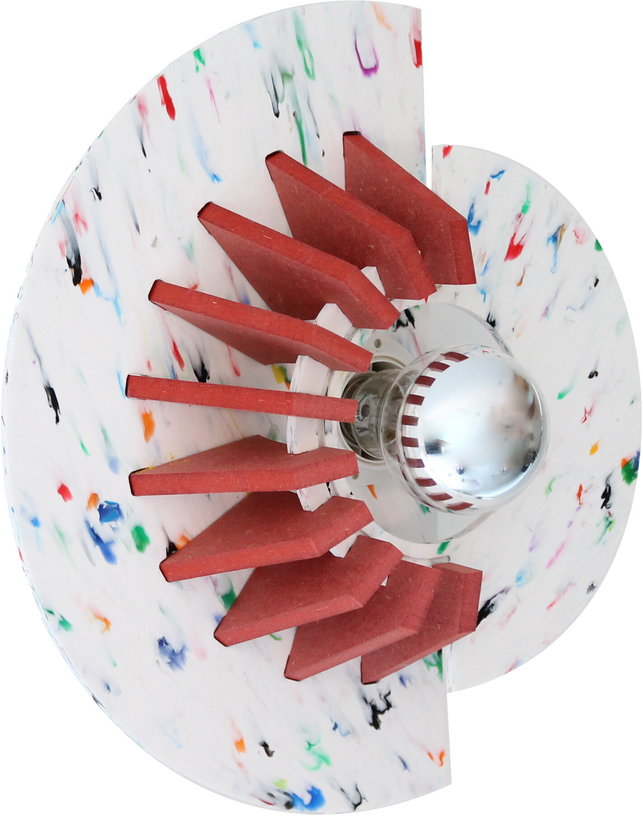 applique-en-plastique-recycle-rouge-24cm-moonshadow-rif-2