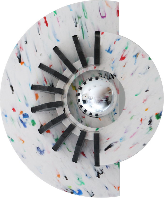 applique-en-plastique-recycle-noir-et-blanc-24cm-moonshadow-rif-5