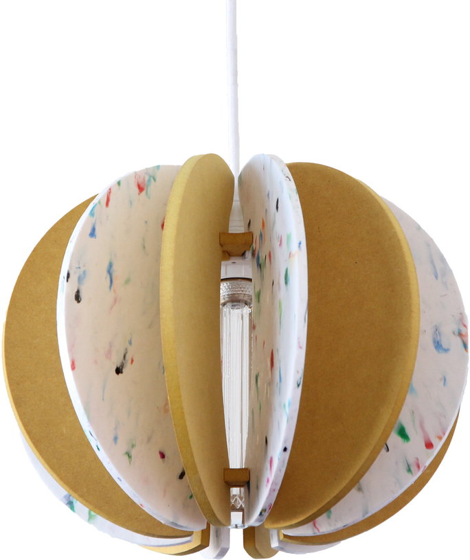 suspension-ronde-en-plastique-recycle-blanc-et-bois-colore-jaune-29cm-alpha-zulu-rif-4