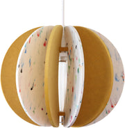 suspension-ronde-en-plastique-recycle-blanc-et-bois-colore-jaune-29cm-alpha-zulu-rif-1