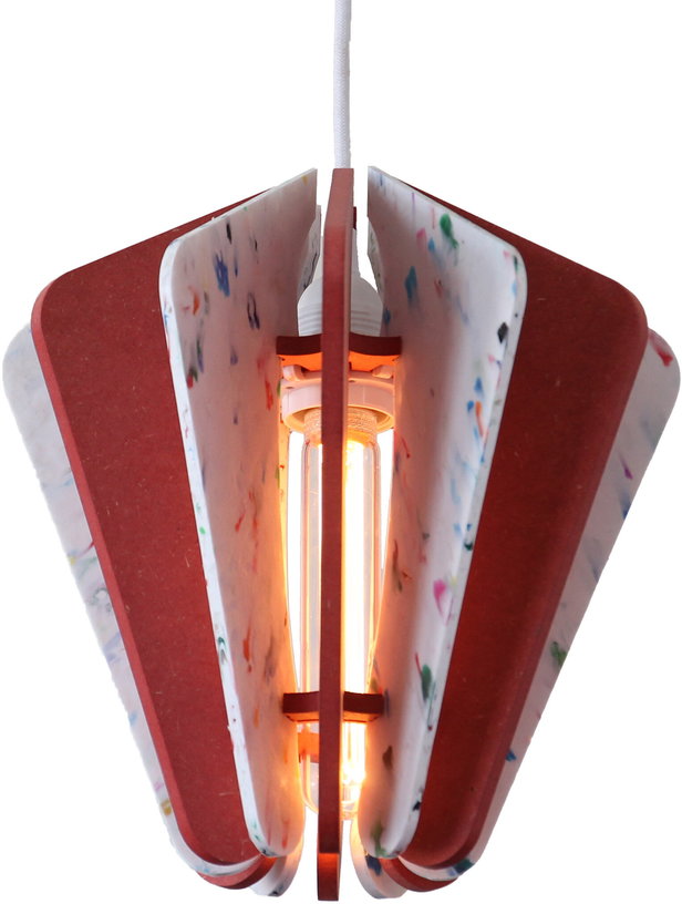 suspension-triangulaire-en-plastique-recycle-blanc-et-bois-colore-rouge-26x27cm-alpha-zulu-rif-4