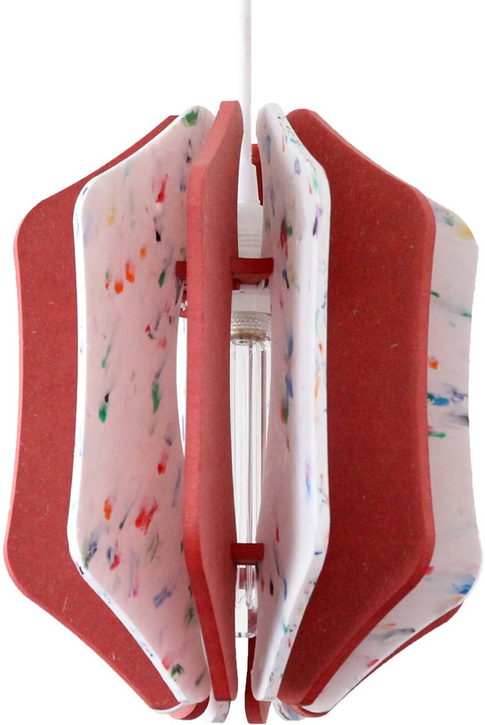 suspension-carree-en-plastique-recycle-blanc-et-bois-colore-rouge-23x29cm-alpha-zulu-rif-3