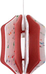 suspension-carree-en-plastique-recycle-blanc-et-bois-colore-rouge-23x29cm-alpha-zulu-rif-1
