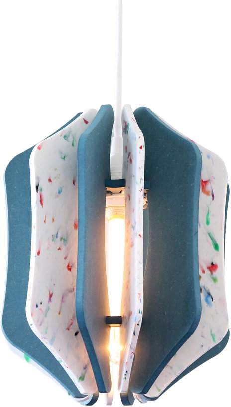 suspension-carree-en-plastique-recycle-blanc-et-bois-colore-bleu-23x29cm-alpha-zulu-rif-3