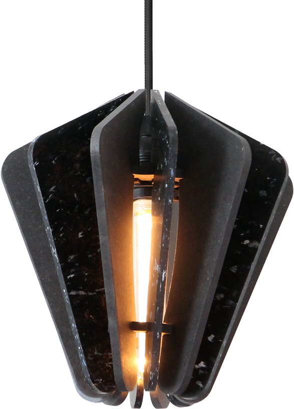 suspension-triangulaire-en-plastique-recycle-noir-et-bois-colore-noir-26x27cm-alpha-zulu-rif-2