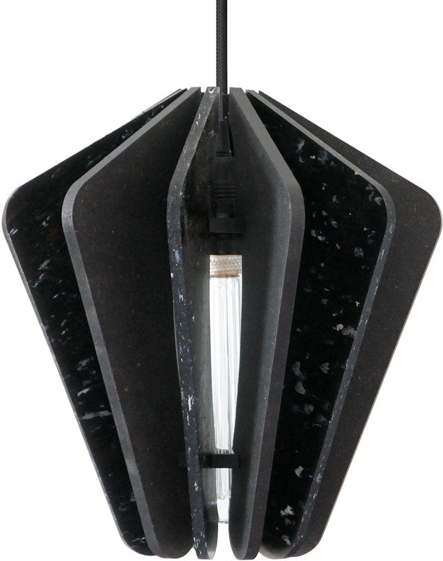 suspension-triangulaire-en-plastique-recycle-noir-et-bois-colore-noir-26x27cm-alpha-zulu-rif-6