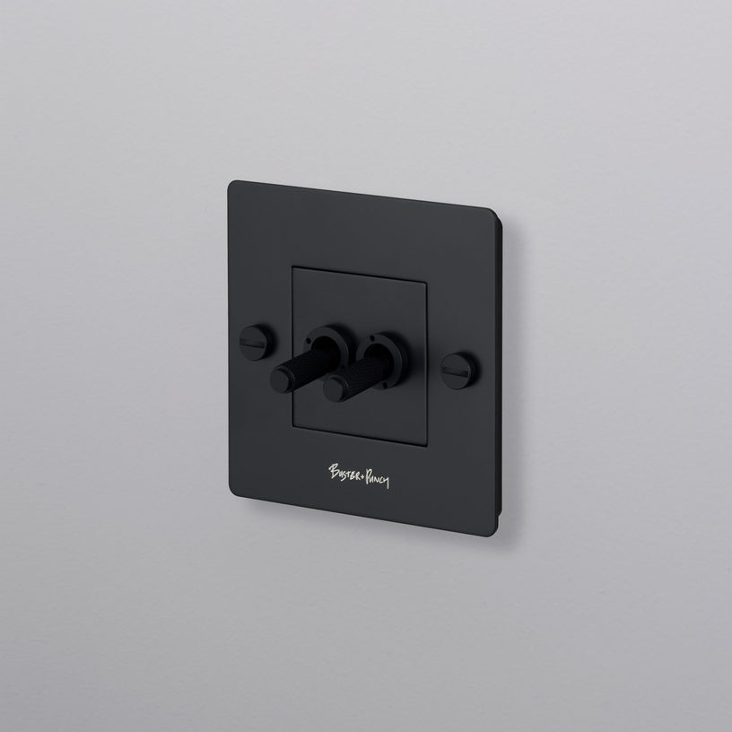 interrupteur-a-bascule-2g-noir-buster-punch-2