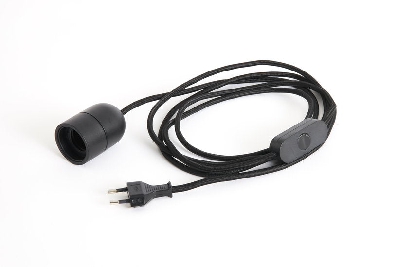 cable-en-tissu-noir-doux-avec-interrupteur-240cm-common-cord-set-hay-1