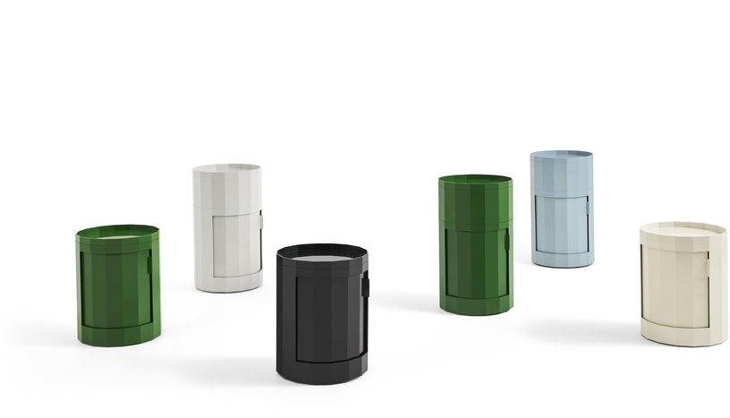 table-de-chevet-en-plastique-recycle-anthracite-a-facettes-38x38x49cm-facet-hay-2