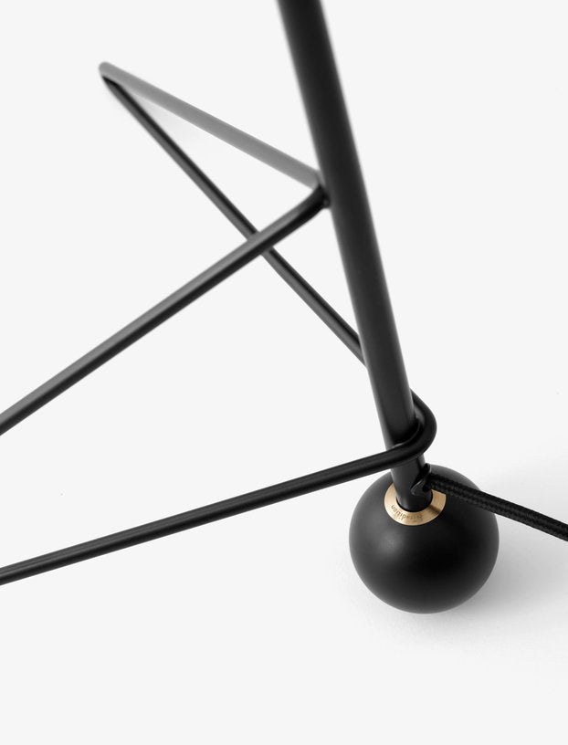 lampe-de-table-en-aluminium-laque-noir-mat-45x26x32cm-tripod-hm9-tradition-5