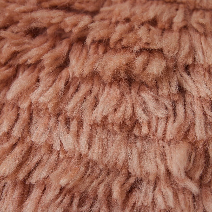 coussin-duveteux-blush-65x40cm-hkliving-1