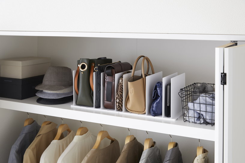 2-organisateurs-de-sacs-en-resine-blanc-24x31-8x21cm-yamazaki-3