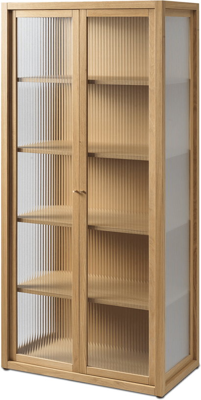 vitrine-en-chene-et-verre-texture-155cm-reed-ferm-living-3