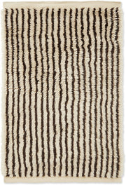 tapis-en-laine-blanc-casse-et-cafe-80x120cm-kami-ferm-living-1