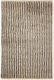 Tapis en laine blanc cassé et café 120x180cm Kami - Ferm Living — 356305.jpg