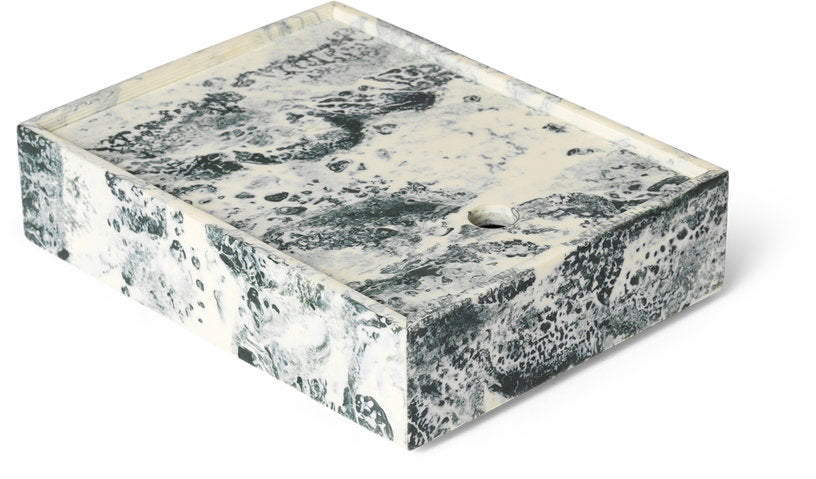 boite-en-resine-off-white-15x20x4-9cm-mist-ferm-living-1